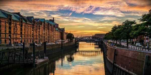 Stellenangebote für Zahnarzt in Hamburg